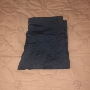 Charcoal gray leggings